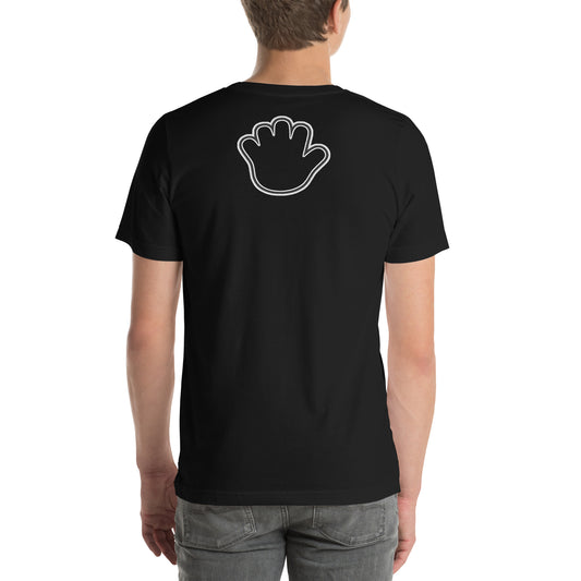 Un modelo luce la camiseta negra vista desde atrás de Bofetadas de la colección Marca con la impresión del contorno de la mano del logo de bofetadas en una línea doble blanca.
