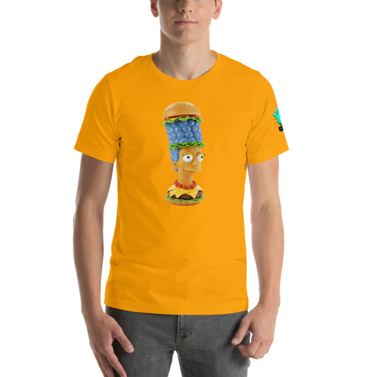 Modelo luciendo camiseta amarilla de manga corta marca Bofetadas, colección 'Pop', con Marge Simpson en hamburguesa de plástico.