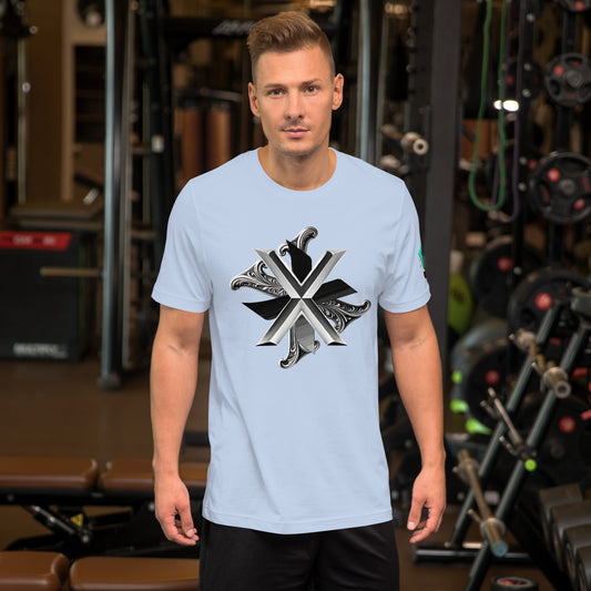 Modelo en gimnasio luciendo camiseta azul claro de manga corta marca Bofetadas, colección 'Frases y Mensajes', vista frontal, con ilustración de tres 'X' superpuestas resaltando la primera.